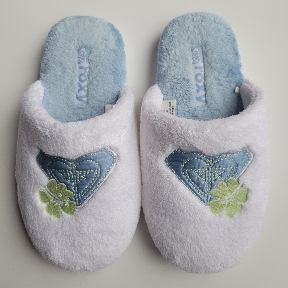Roxy Fuzzy House Lounge Slippers Small